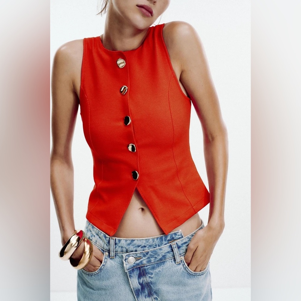ZARA Button sleeveless vest